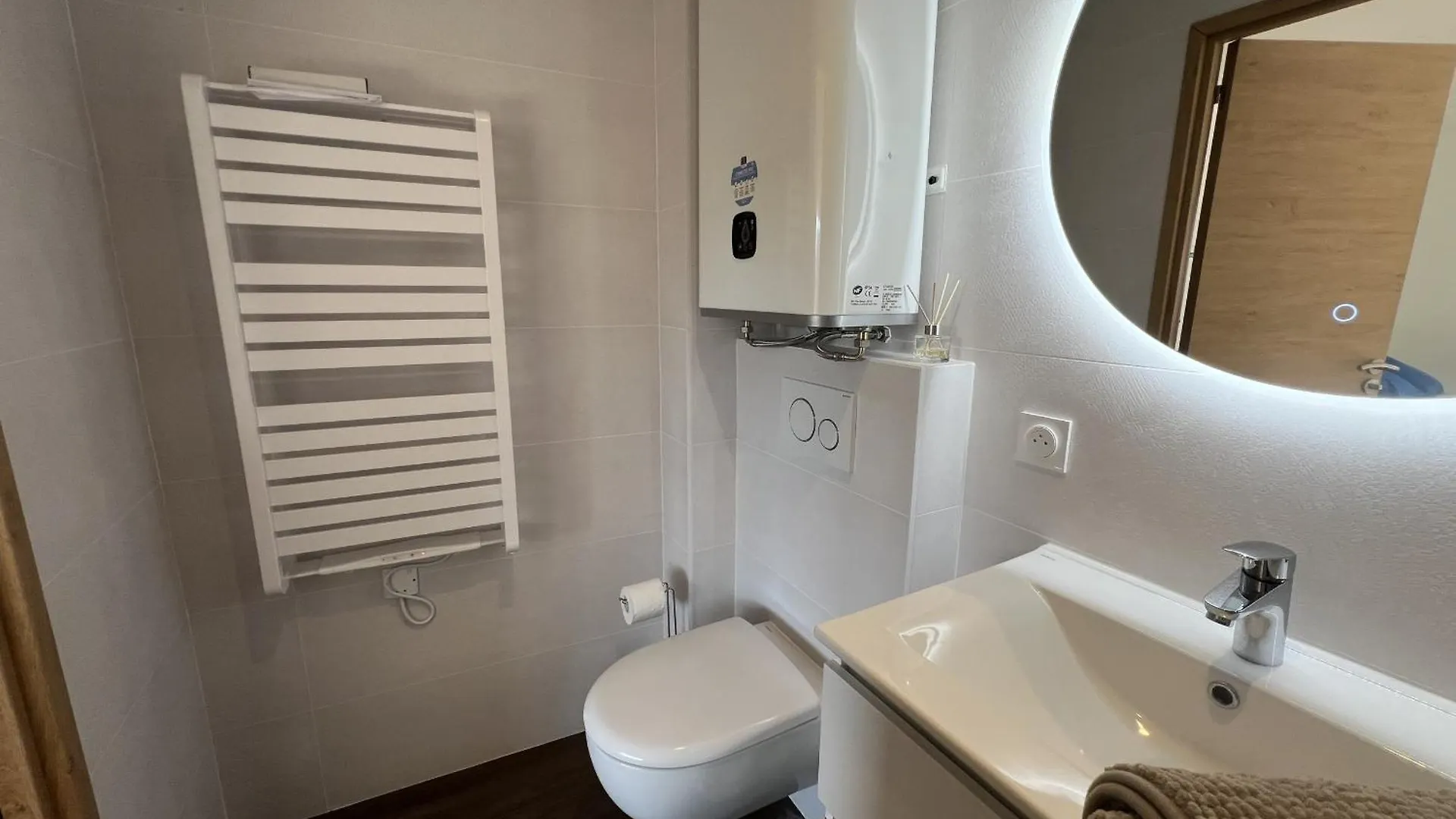Residence Claire Roman Valence  0*, Valence (Drome) Francie